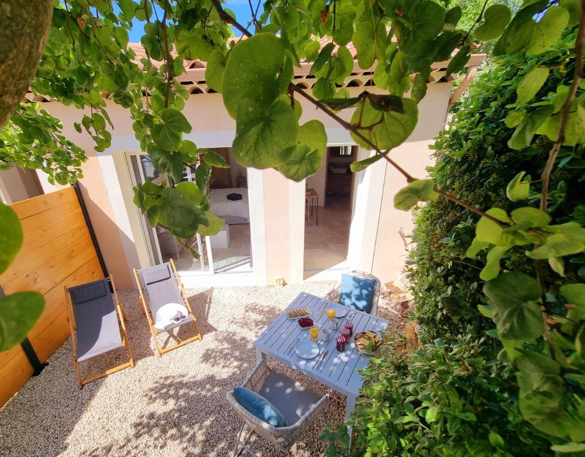 Cosy En Provence - Piscine Chauffee De Mai A Septembre Bed & Breakfast Pernes-les-Fontaines Exterior photo