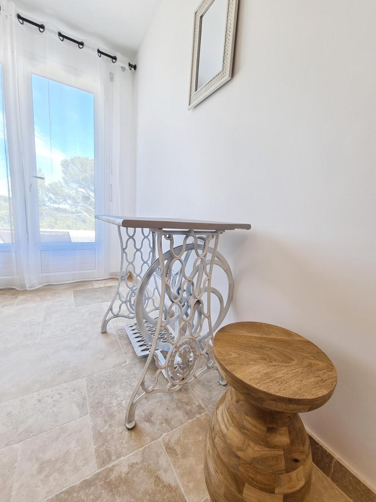 Cosy En Provence - Piscine Chauffee De Mai A Septembre Bed & Breakfast Pernes-les-Fontaines Room photo